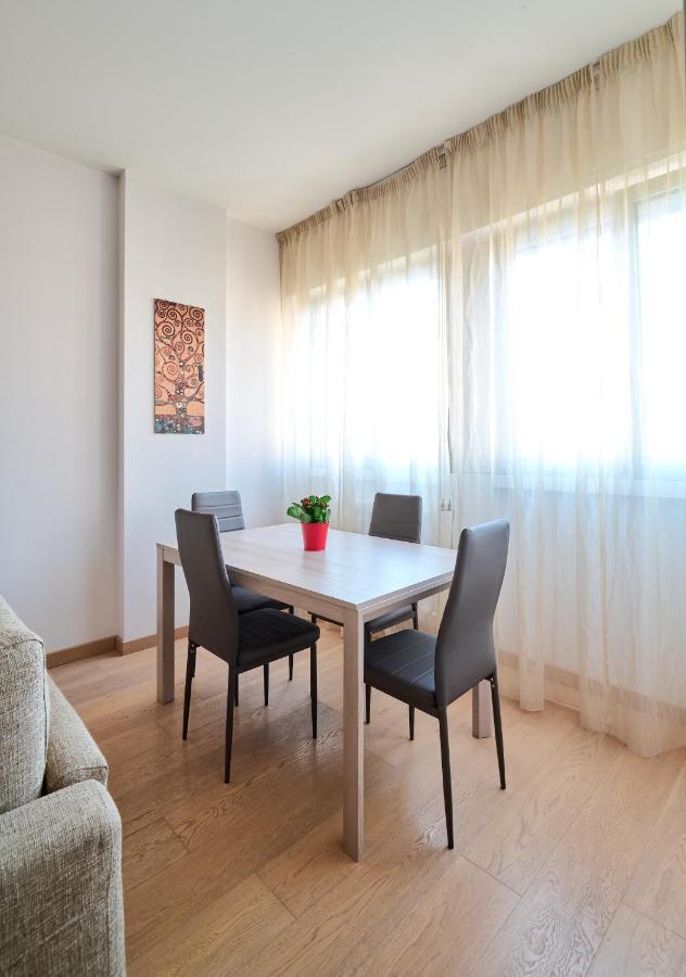 Skyline Apartment Mediolan Zewnętrze zdjęcie