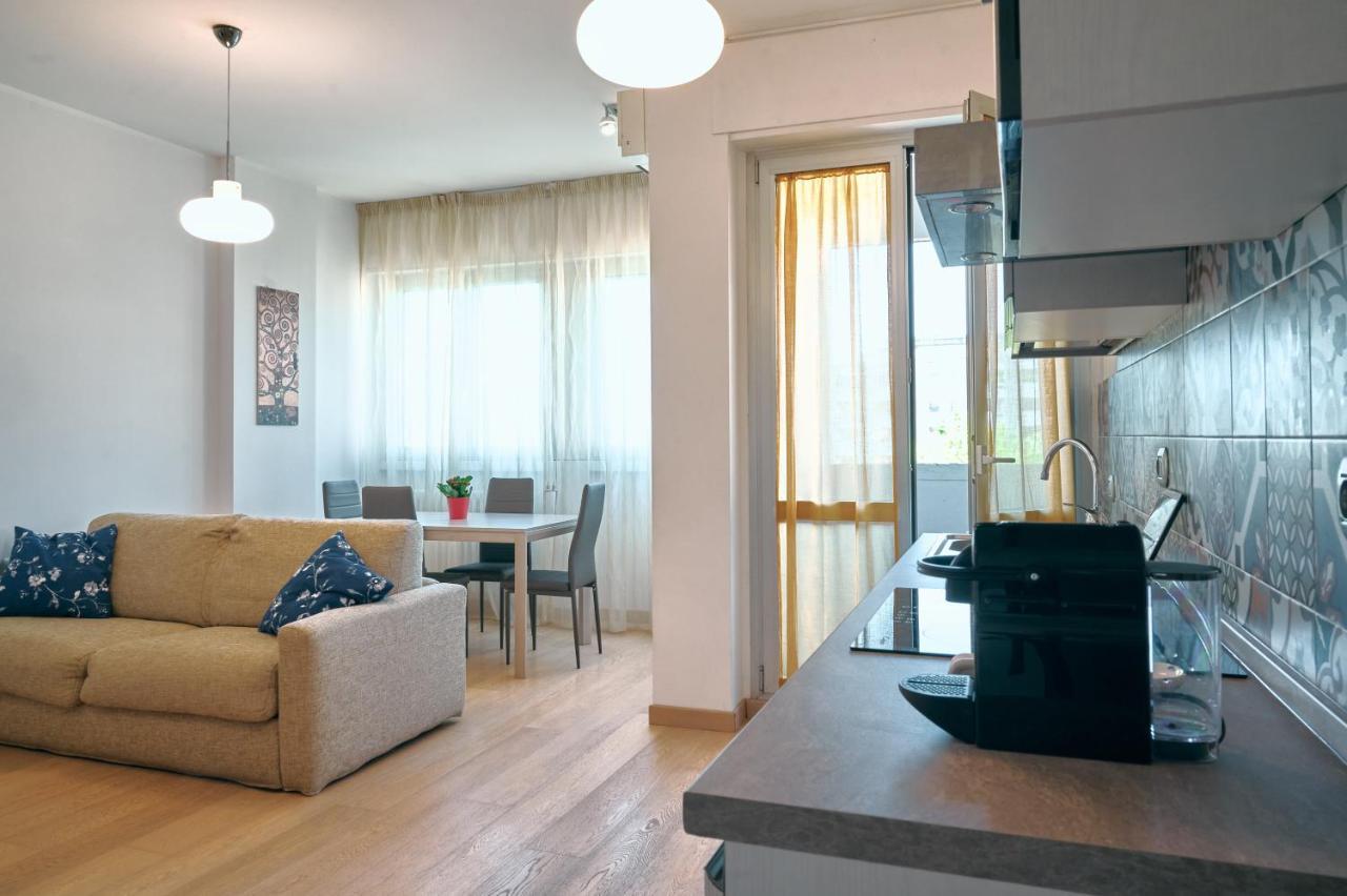 Skyline Apartment Mediolan Zewnętrze zdjęcie