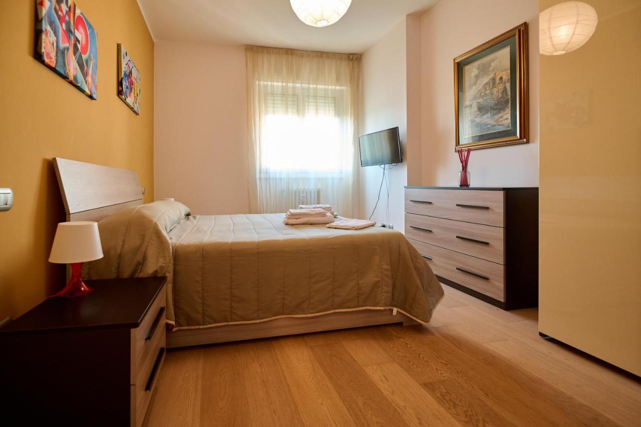Skyline Apartment Mediolan Zewnętrze zdjęcie